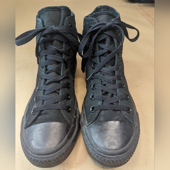 Converse All Star Chuck Taylor Triple Black High Top Sneakers Men's 8 Women's 10 - Picture 1 of 11